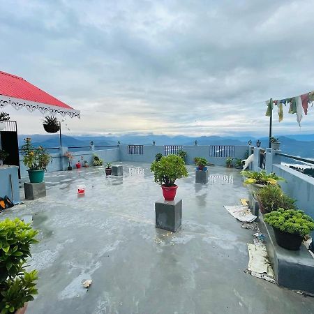 The Village Den , B&B Darjeeling Дарджилинг Экстерьер фото